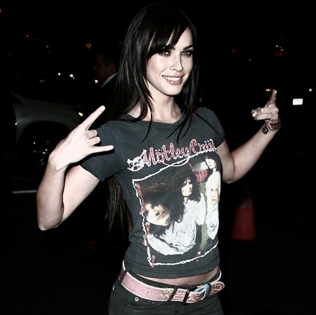 freakyfilms0's tweet photo. Megan Fox 2007 https://t.co/Ihd8Jt85AZ