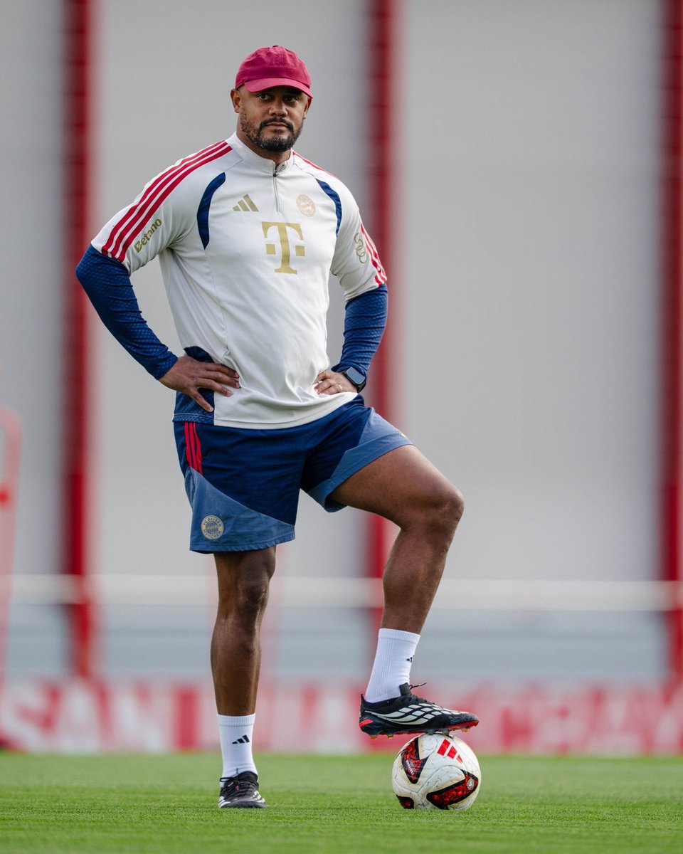 FCBayernEN's tweet photo. Boss. https://t.co/3e6F8GbTb8