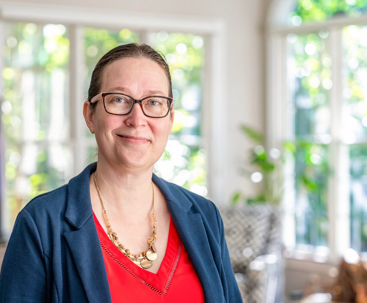 NOIRLabAstro's tweet photo. AURA and NOIRLab welcome Dr. Beth Willman as the Interim Director of NOIRLab. Dr. Willman will take over from Dr. Pat McCarthy on 5 October 2026 while AURA begins the search for a new permanent Director. (1/2🧵) https://t.co/3Fh1wnvm3C