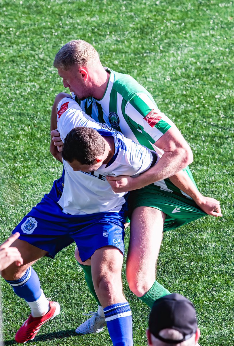 GomboczSteve's tweet photo. Further player action photos taken during the game Bury v Bromsgrove on 3/10/26. Both teams worked hard for a result which eventually went Bury's way. @buryfcofficial #bfc140 #shaker #BuryFC #PartOfit @whitebluearmy https://t.co/uaNaBA8CQD