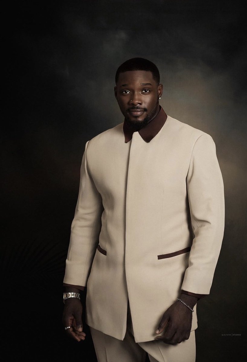 sweetiebotchway's tweet photo. All jokes aside
Yusuf is the most beautiful man this season 

KING YUSUF 
MAIN CHARACTER YUSUF 

#YusufMuhammad #BBNaija https://t.co/3B3aGRb6XL