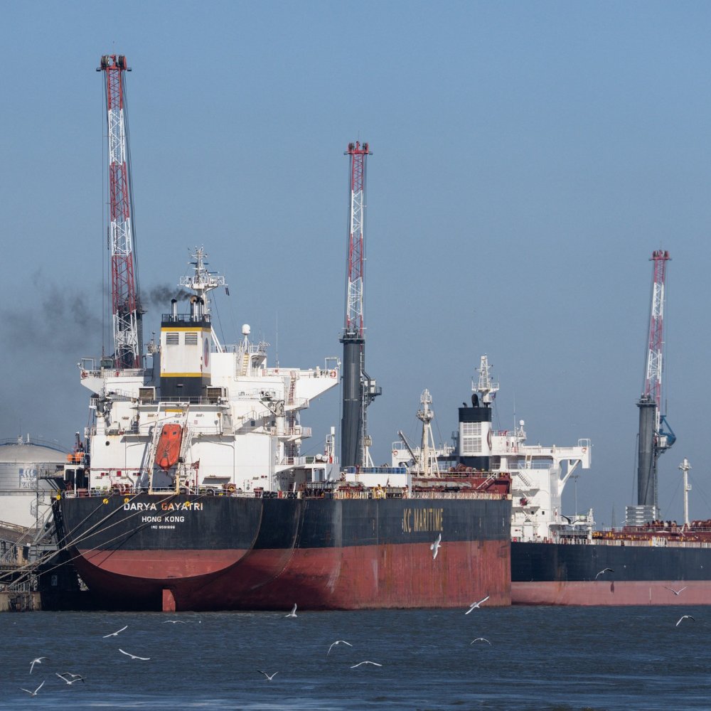 NEWSMAX's tweet photo. TANKERS STRUCK: At least two tankers were struck in waters near Oman and Iran over the weekend as Tehran warned it would not fully reopen the Strait of Hormuz until its conditions for ending the war with the United States are met. https://t.co/z8fmdWDNGt