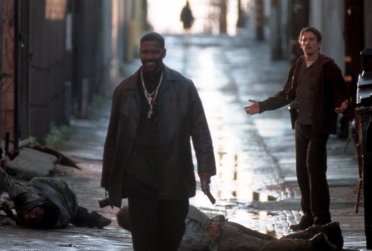 25YearsAgoLive's tweet photo. Training Day, a new cop action film starring Denzel Washington and Ethan Hawke, premieres in theaters. https://t.co/KTW0hL8ESR