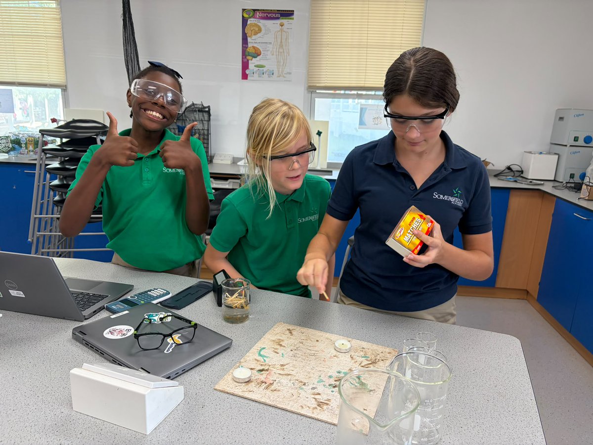 MySomersfield's tweet photo. M1 students investigated how the size of a beaker affects how long a candle burns. They made predictions, formed a hypothesis, and put their ideas to the test.

#SomersfieldAcademy #IBMiddleYears #MontessoriStartIBFinish https://t.co/mG4f7GTyVU