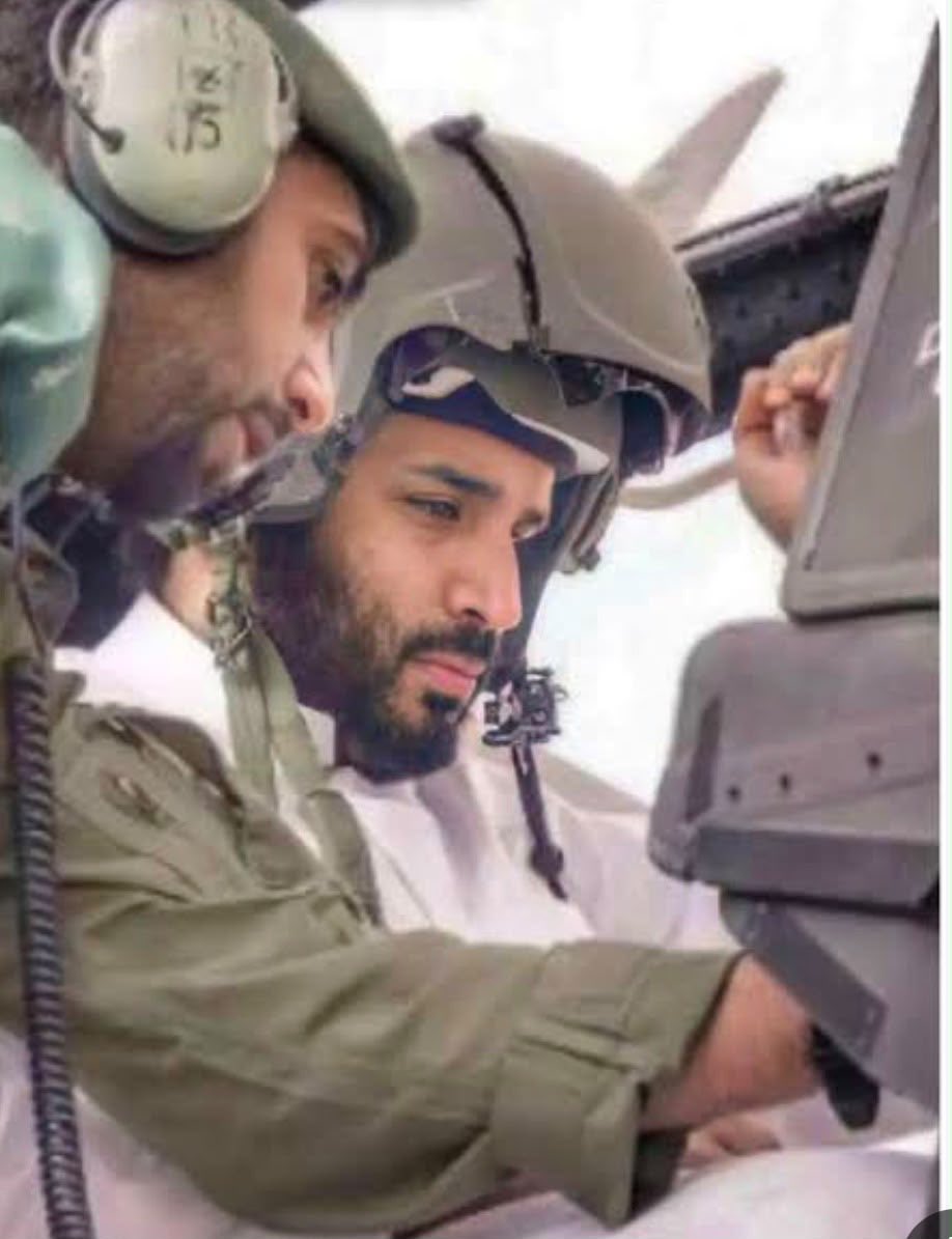 rh_r10's tweet photo. #محمد_بن_سلمان‌ 
#السعودية 
حفظ الله محمد وادام امننا واستقرارنا🇸🇦🇸🇦 https://t.co/LDKPGMKX4A