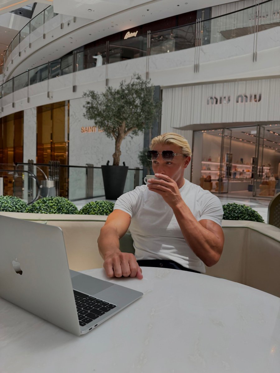 MasterrKenn's tweet photo. Building the life you pretend not to envy. https://t.co/JxdiMRMrBg