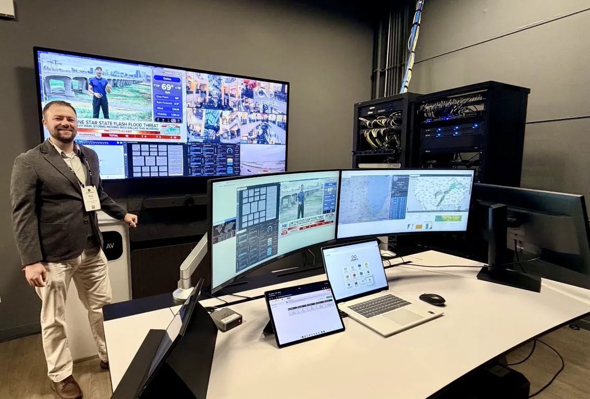 Userful's tweet photo. Great time at LG #TechToberFest in Chicago last week! We led a session on The Modern Operations Center: Unified, Automated, AI-Ready, sharing what's working in real deployments today. Thanks to the LG team for having us!

Book a demo: https://t.co/p1VcC8fzIo

#InfinityPlatform https://t.co/L3iP4mAUuf
