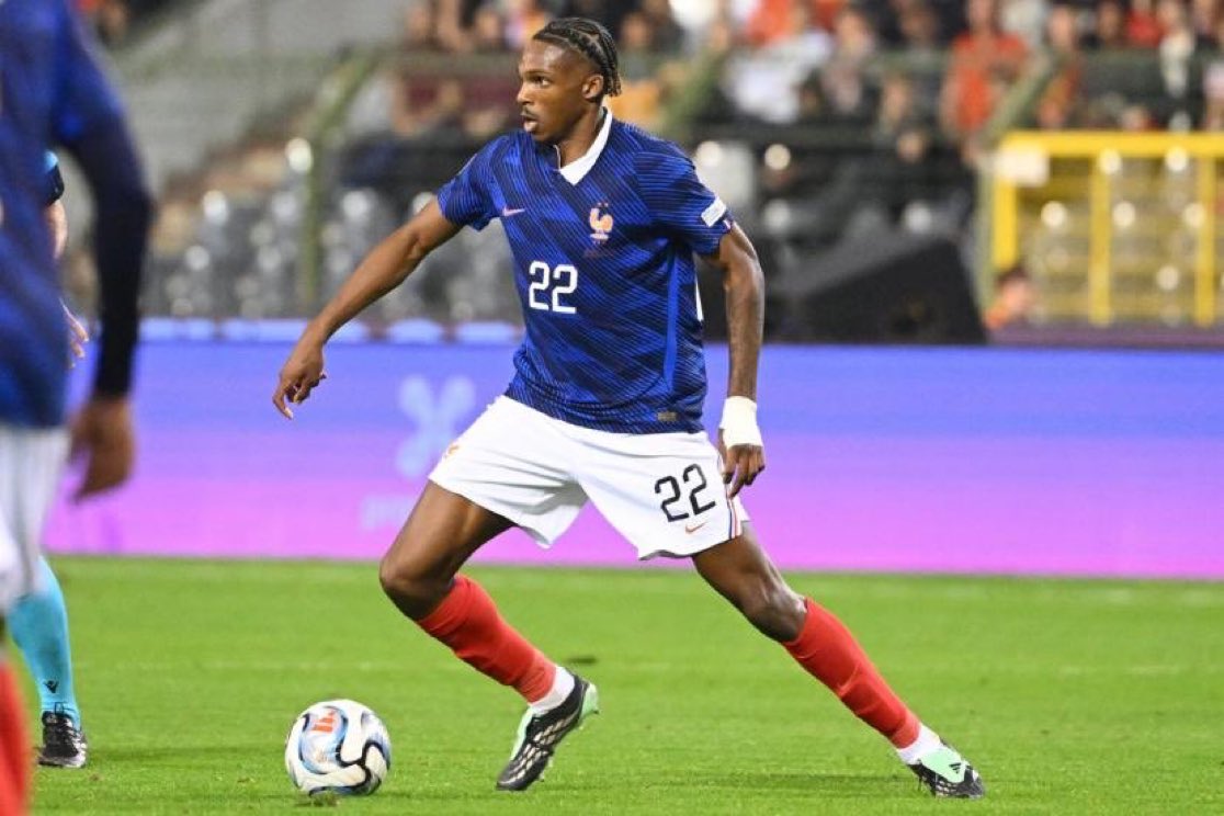 Anfield_Sector's tweet photo. [🟢] CONFIRMED: Jérémy Jacquet will not be in the squad for France vs Belgium. He felt tightness in his left hamstring, so he is being rested as a precaution. 🇫🇷 

[@FabriceHawkins] #LFC https://t.co/8xhK60B1r5