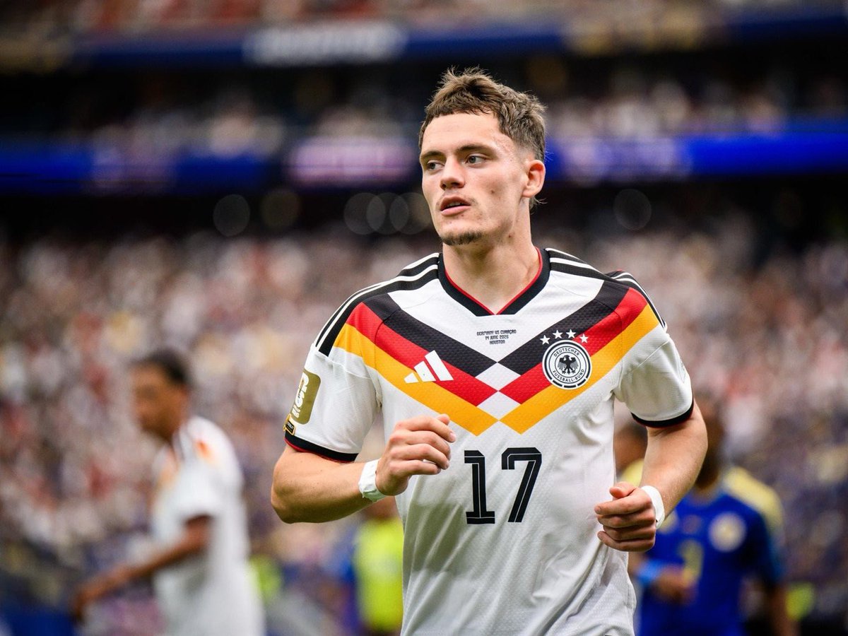 LFCBrief's tweet photo. Florian Wirtz's Liverpool career is on a knife-edge.

Some of us are still defending him. That defence can't go on forever.

The criticism has gone too far, but the output still isn't there. He's a six or seven out of ten most weeks. Given the money Liverpool paid and the talent he's got, he needs to start giving us eights.

Klopp has backed him. Wirtz has just delivered for Germany.

Now he comes back to Manchester City at Anfield.

There couldn't be a better stage.

Go and put in a man-of-the-match performance. Silence the critics.

Full piece:
https://t.co/z2oweCH8mO