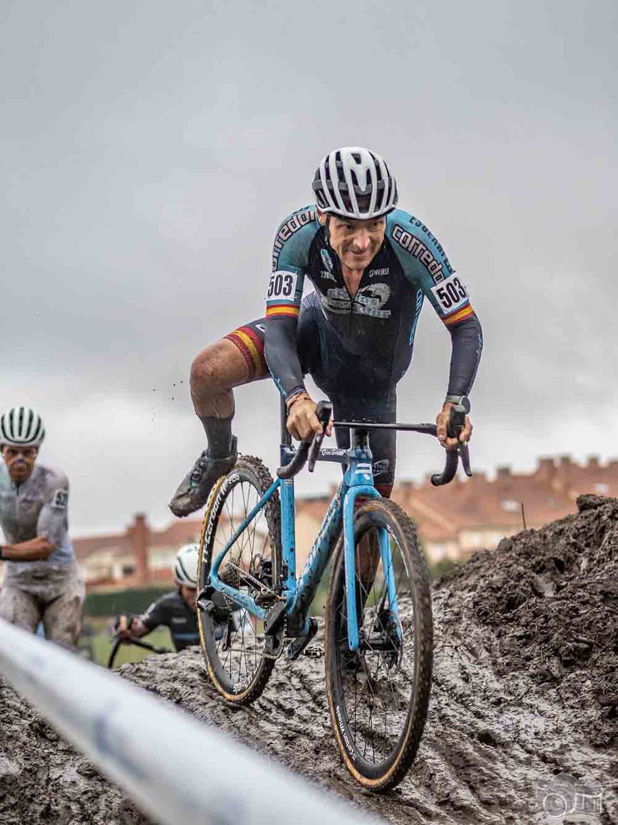 ciclos_corredor's tweet photo. EL EQUIPO SE TRAE DOS VICTORIAS🥇 EN CICLOCROSS🚵♂️ DE SU PERIPLO POR ASTURIAS. Crónica✍🏻 y declaraciones🎤👉🔗: https://t.co/9YDRMTfdJN
#cicloscorredor
#inverse
#ciclismo
#Ciclocross https://t.co/9suDA22ddf