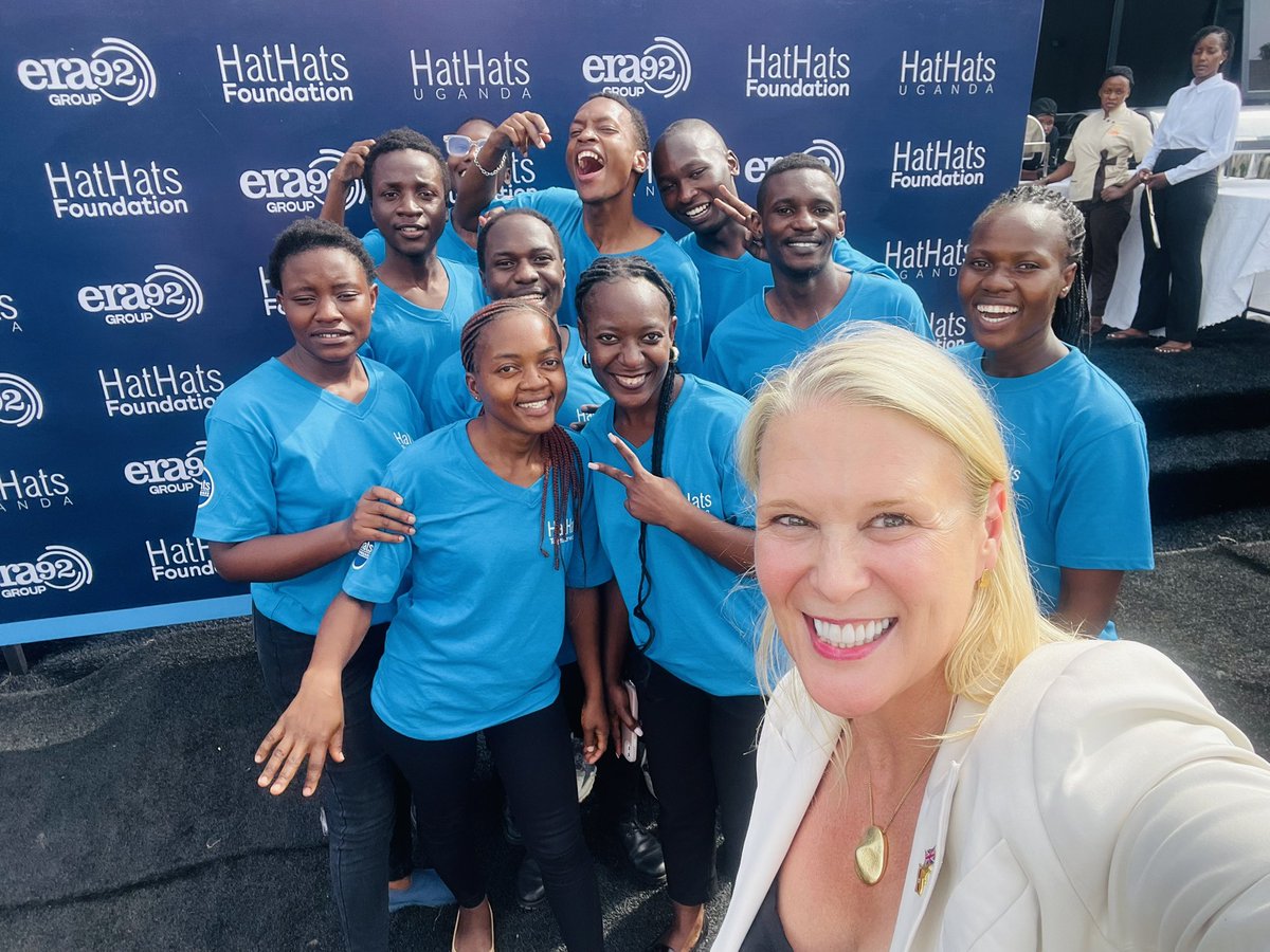 UKinUganda's tweet photo. Joined @HatHatsCoffee &amp; ERA92 for the launch of HatHats Barista &amp; Hospitality Academy in 🇺🇬. 

The academy will equip young 🇺🇬 with hospitality skills while supporting growth in 🇺🇬’s coffee &amp; tourism sectors. An example of 🇬🇧-🇺🇬 partnership creating jobs &amp; growth
#GoFarGoTogether https://t.co/WJEXUZpWc3
