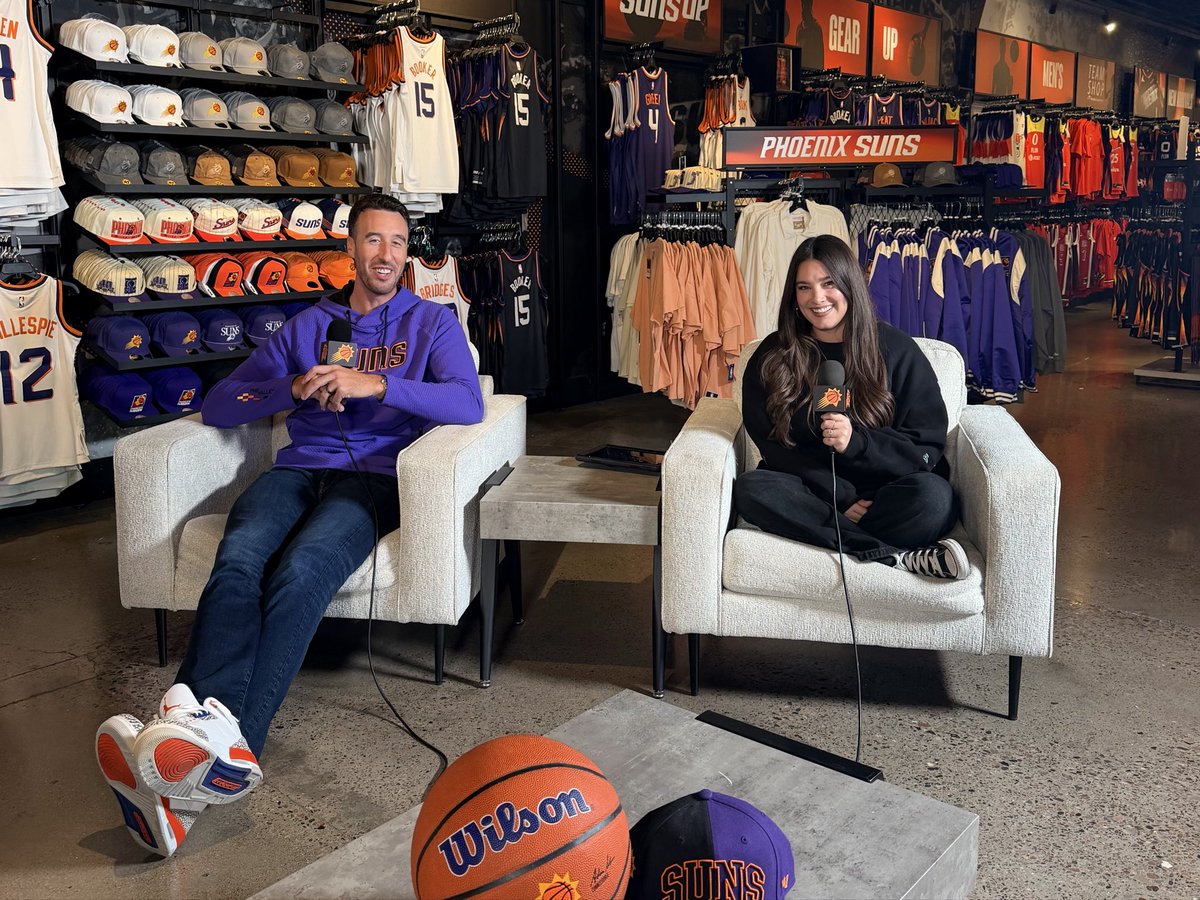 LindseySmithAZ's tweet photo. New Phoenix Suns Pod Alert! https://t.co/U3CDm28qgb