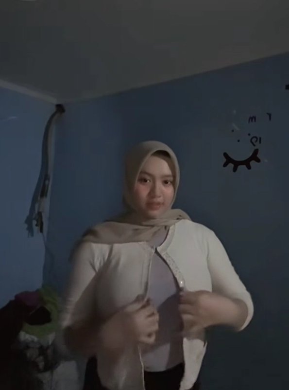 salsabillaqqlt's tweet photo. Kakak temenku bikin basah... 
https://t.co/9Tey2XeZib
https://t.co/MLjDQJBbMO
https://t.co/Wsbjjbu39H
https://t.co/riA5TbxhAQ
https://t.co/bzBZveuwfM
https://t.co/38ZhgtFwsf
https://t.co/EnzDhcyMI7

cdn2 slicedrivs cdn mp4ko cdn vildey videy co teraboxlite vdaq twwimg https://t.co/EBN80WjuoG