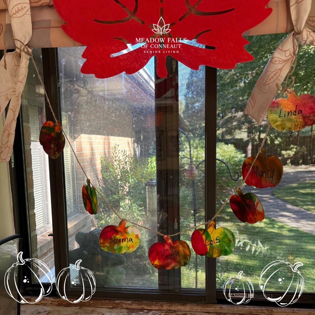 MeadowConneaut's tweet photo. 🎃🎨 The pumpkin masterpieces are finished! 🍂✨ Our residents brought these pumpkins to life with their creativity and unique artistic touches.  We love how they turned out!

#PumpkinPaintingResults https://t.co/Ayfcksg0sJ