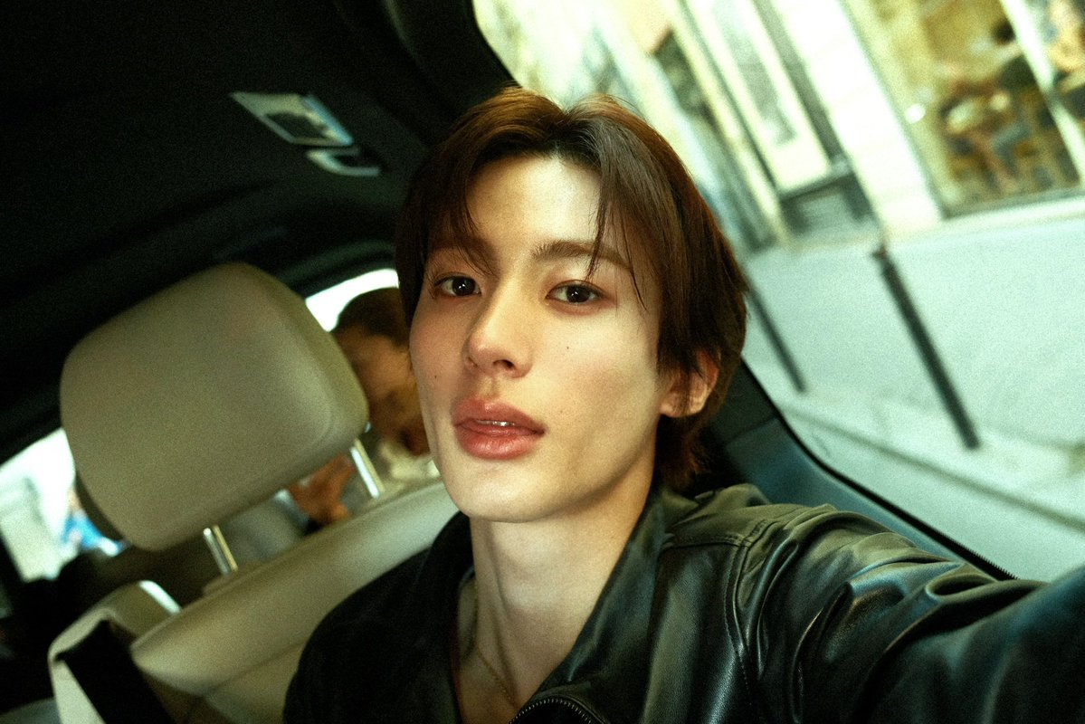 riizetalk's tweet photo. 🦕💭 • 261006
[2:40 AM KST] https://t.co/bh47Q6nfxn