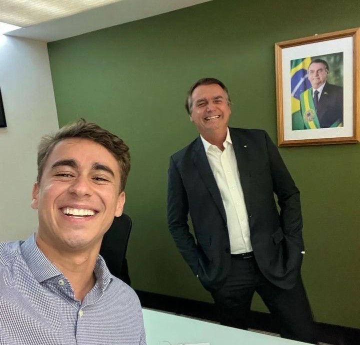 raitzth's tweet photo. @betaqd @pulldronne Kkkkkkkkkk esse video foi uma afirmação para você mesmo? Pq so um idiota mesmo ve o que o PT ta fazendo com o Brasil e ir la e votar nele novamente. https://t.co/hpC2DXv16H