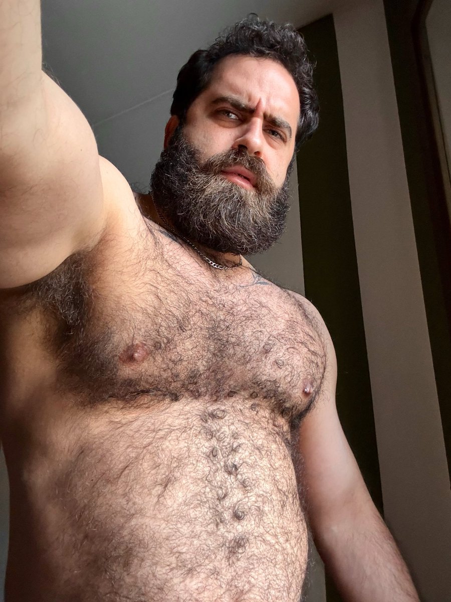 Morishtsf's tweet photo. Show me a 63yo Alpha in better shape.. I’ll wait https://t.co/NJUCteimNO