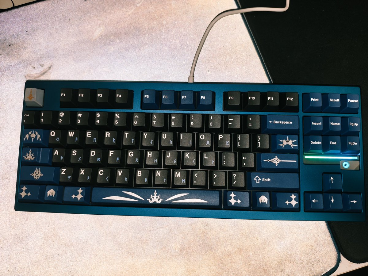 Cyanus_Navy's tweet photo. velora 80
keyboard science morgan runic https://t.co/DeAZsoeps5