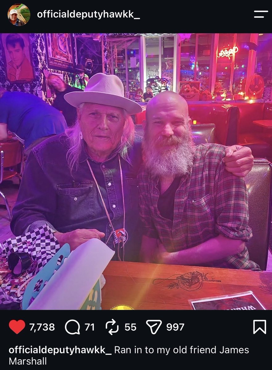 poddtadre's tweet photo. Hawk and James chilling https://t.co/NhgvECq2sH