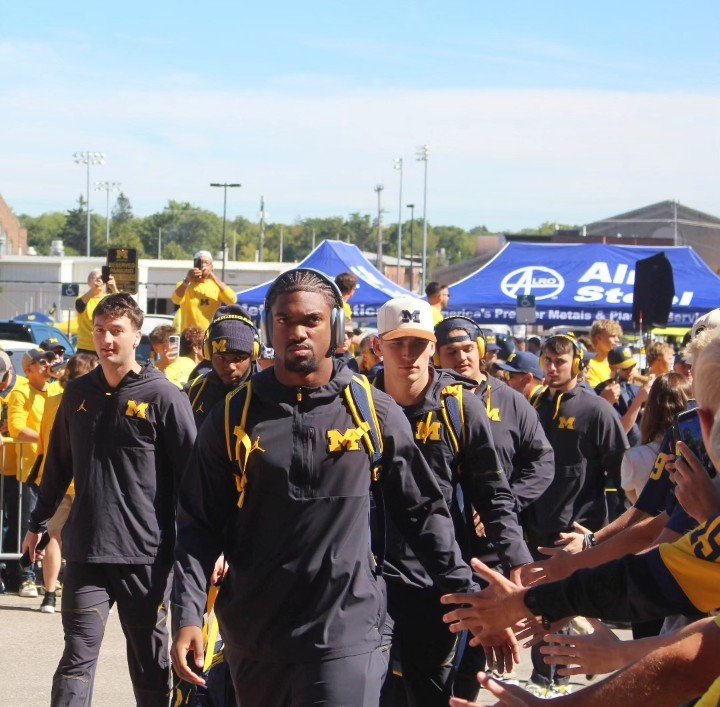HearOurCity's tweet photo. Michigan Wolverines will host Penn State football team on Saturday, October 17 at 3:30 p.m. at Michigan Stadium in Ann Arbor.
Another Big Ten Conference Game for the Wolverines.
#GoBlue #Michigan #grandrapidsmi #Detroit
#midwest https://t.co/TtsglalmrI