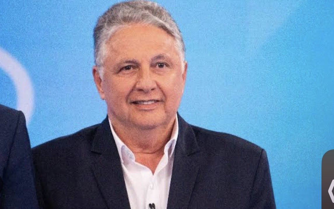 Haaaysb's tweet photo. 🚨 AGORA: GAROTINHO DESISTE DO RECURSO, E DOUGLAS RUAS É O NOVO GOVERNADOR DO RIO DE JANEIRO! https://t.co/JoFhbbjQNa