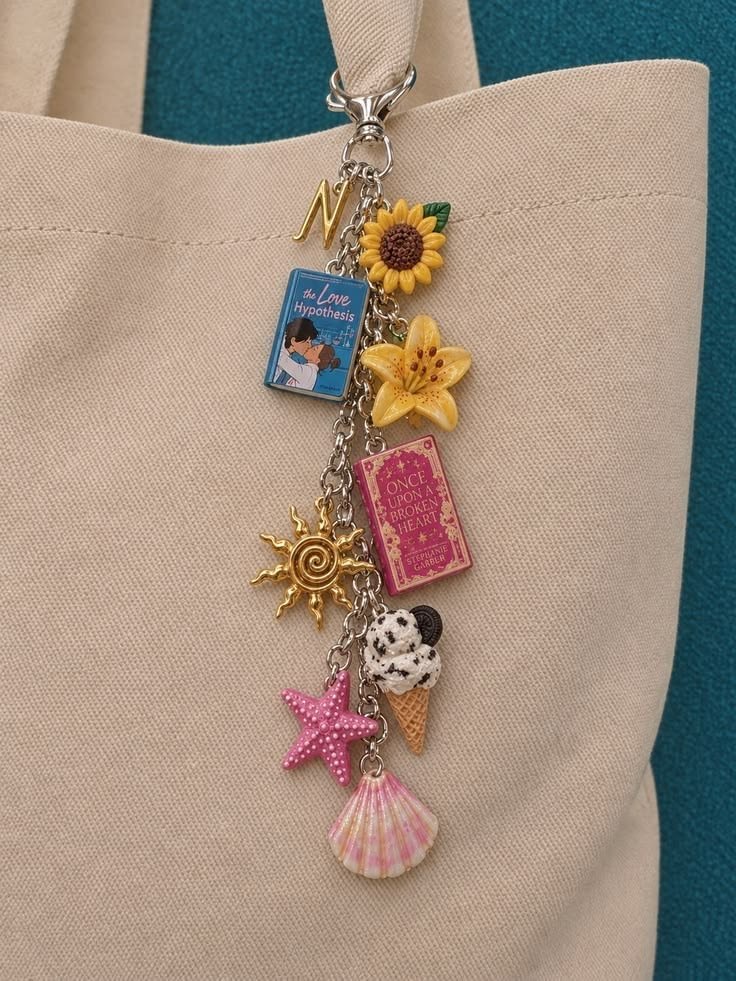 calmgloww's tweet photo. tiny things, happy heart https://t.co/dhytyt499w