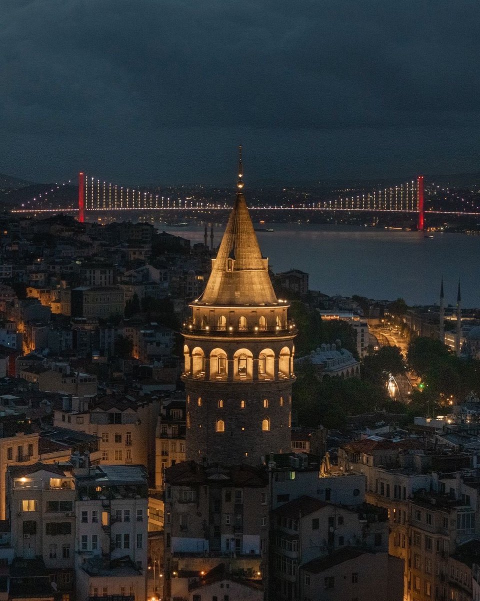 Adenizm_'s tweet photo. İstanbul’u Bir başka sevenlere… https://t.co/ZKQcxKFhDg