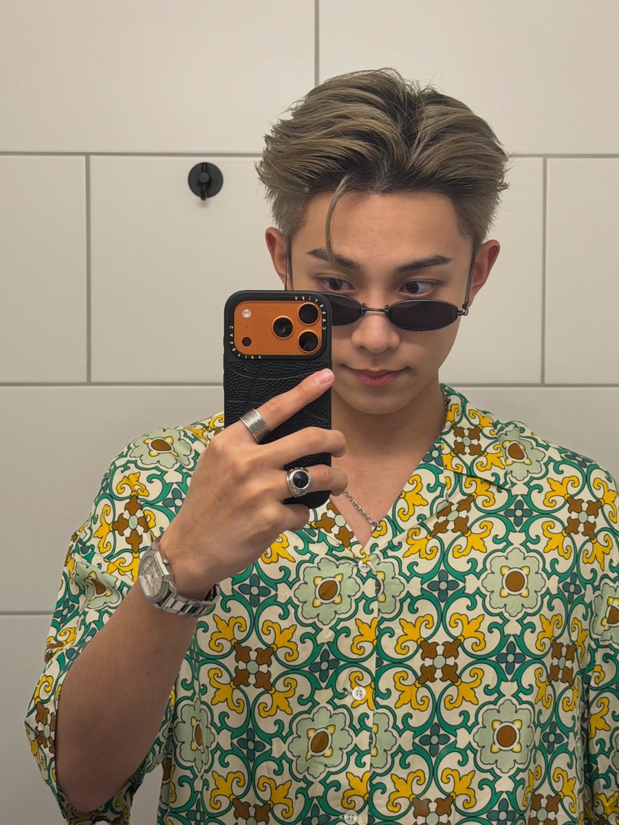 Ohyulmbuy's tweet photo. Jujur gue udah ditahap pengen tau dia browax atau threading alis dimanaaaaaaa dan itu plis tolong kasih tutorial ngalisnya plisssssssssssss @.mbaMUA https://t.co/Gu4zcTQOXL