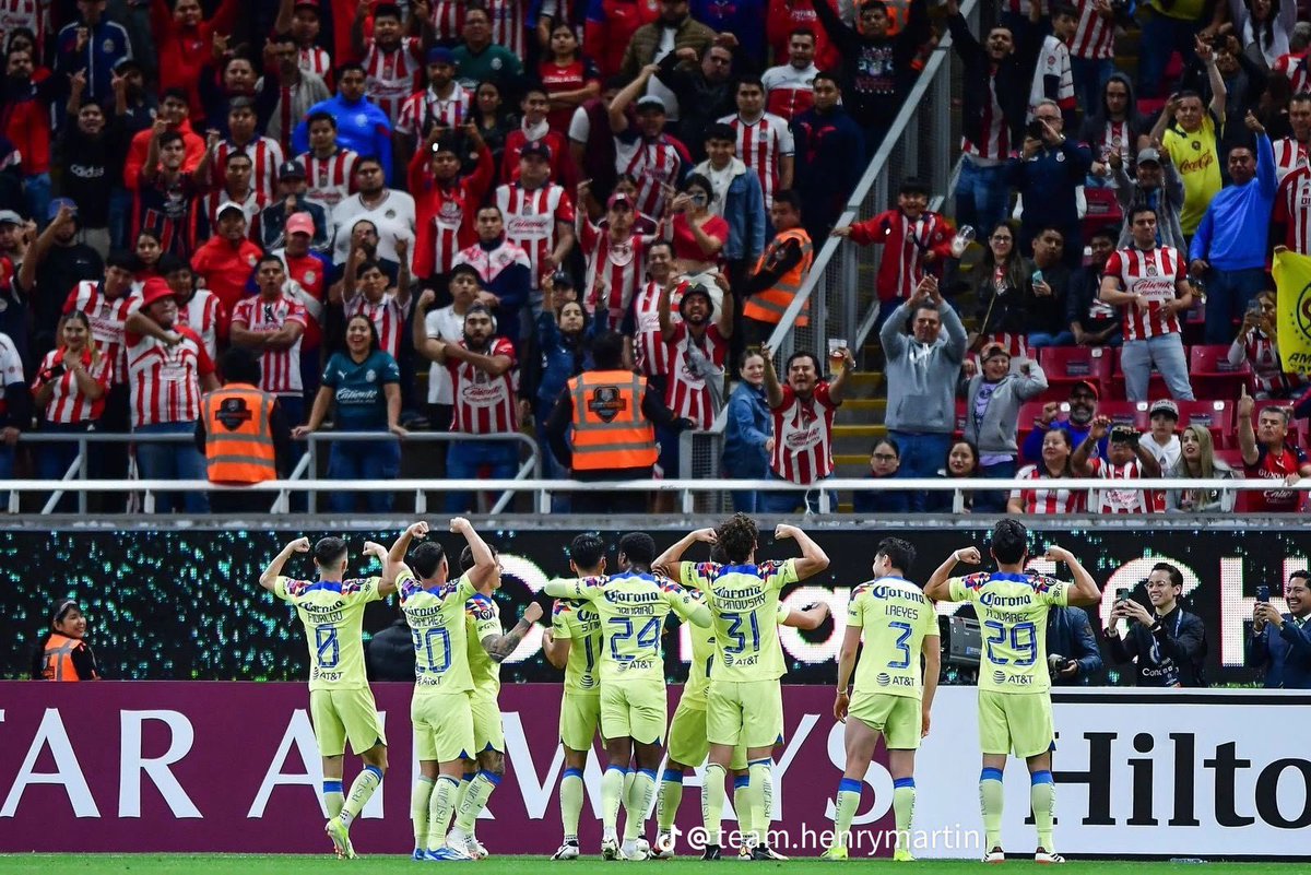 ARTURO_REY2's tweet photo. @Chivas Felicidsdes por la copa "le ganamos a papá un amistoso" 

Sigan así e igual algún día pueden llegar a nuestros talones. https://t.co/cC0TINv3lh