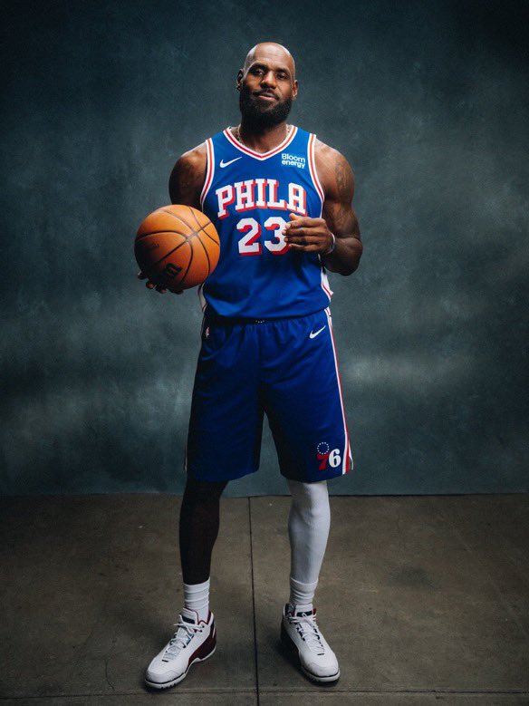 AidanLaPorta69's tweet photo. LeBron is NOT expected to play tonight in the Sixers preseason opener tonight. https://t.co/03wlrhgFCN