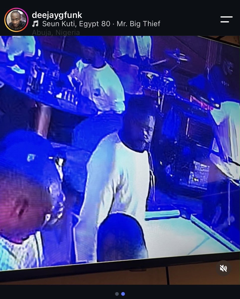 abujastreets's tweet photo. Farm City is looking for this guy. They said he allegedly absconded with 900K of cash. 

@FCT_PoliceNG @PoliceNG @jossyadeh https://t.co/k3mRtqwFnd