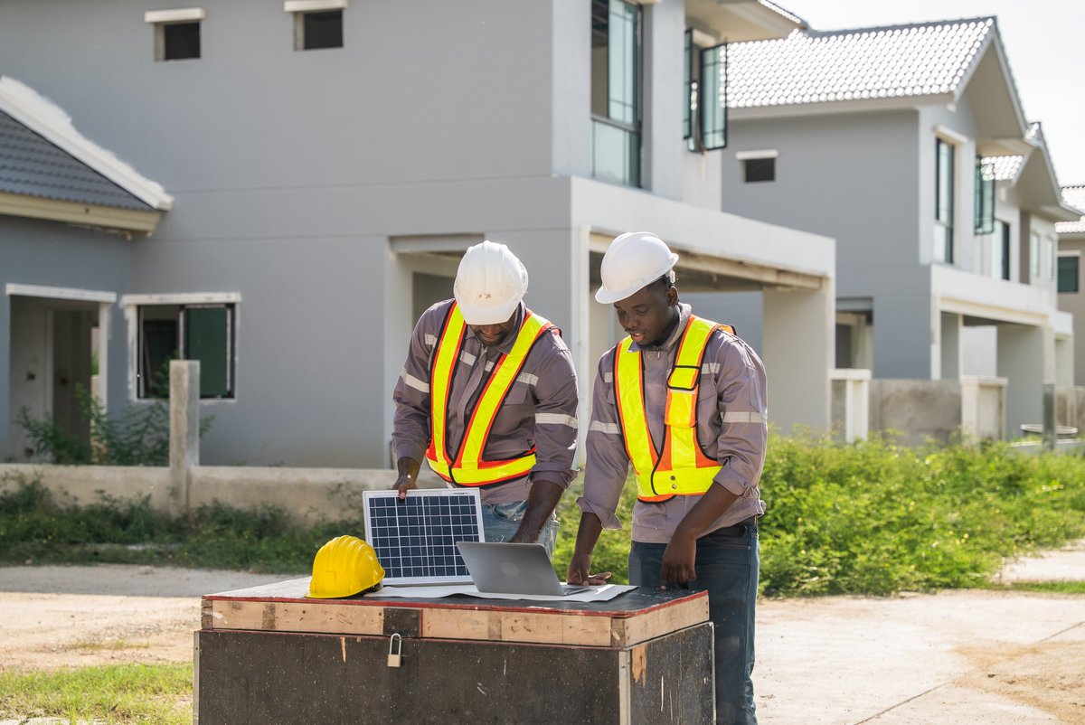 CanHCBarbados's tweet photo. 🇻🇨The Scouts Association 'SunRise Leaders' project trains people to become solar tech entrepreneurs. 🇬🇩At Belmont Foundation, 'Island Futures Lab' will teach practical skills in food handling &amp; agro-processing , helping youth turn knowledge into sustainable livelihoods. (4/5) https://t.co/TYZL1tpi6T