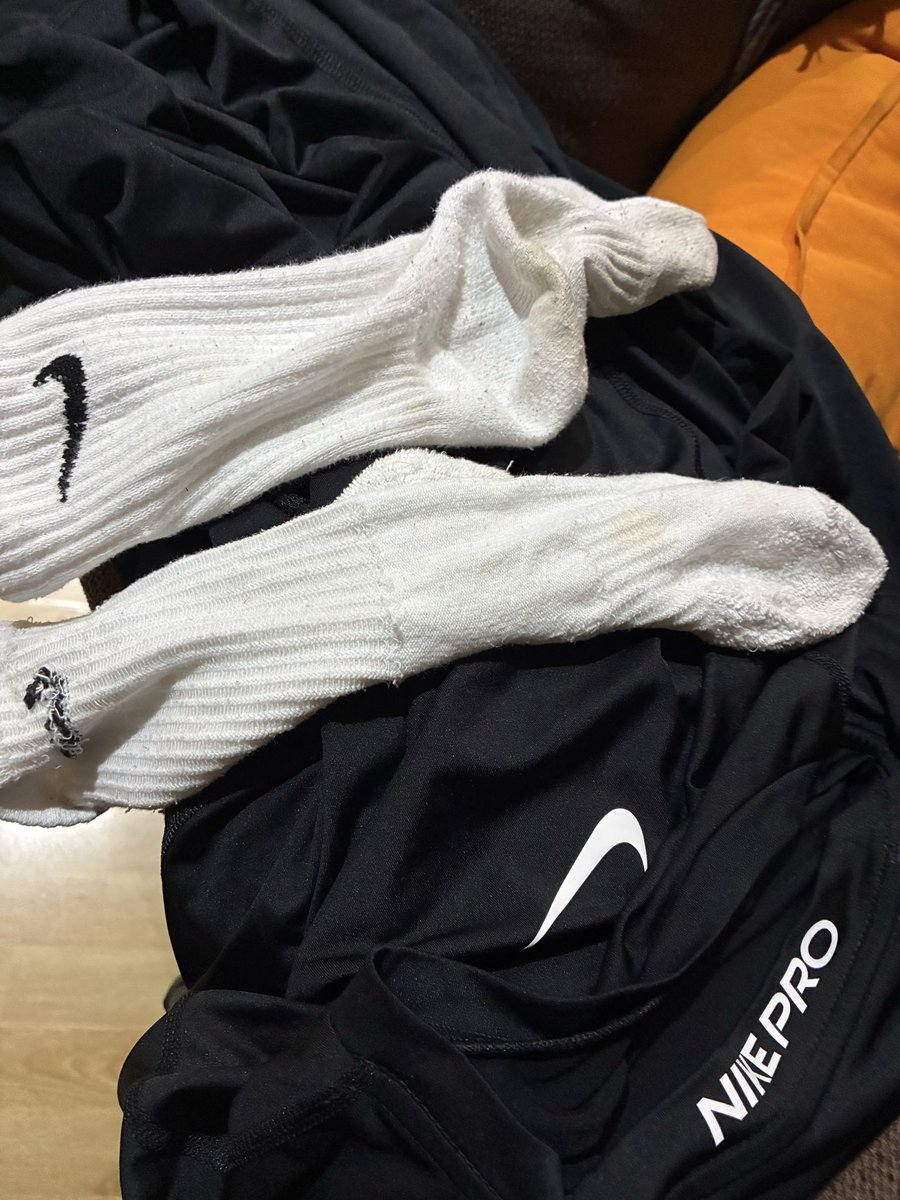 nike_sweat's tweet photo. When @MascLad lets me keep his ripe gym socks and compression gear he was working out in… 😈💦🐽 https://t.co/gmYBIWVbu7