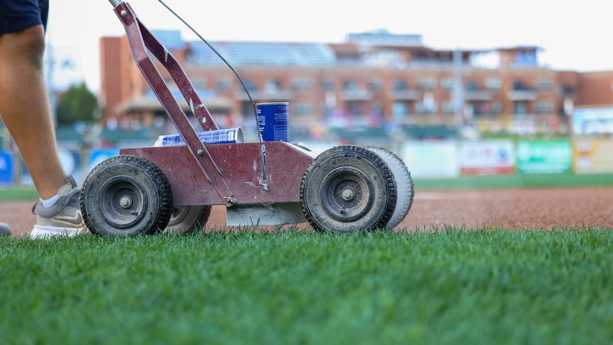 SBCubs's tweet photo. INTERNSHIPS NOW OPEN
The South Bend Cubs are the gold standard in Minor League Baseball and are looking for college students to learn from our wealth of experience. Areas include Marketing & Promotions, Video Production, Sales, Operations, and more!
Learn more and apply today!  https://t.co/u3WdotXWLe