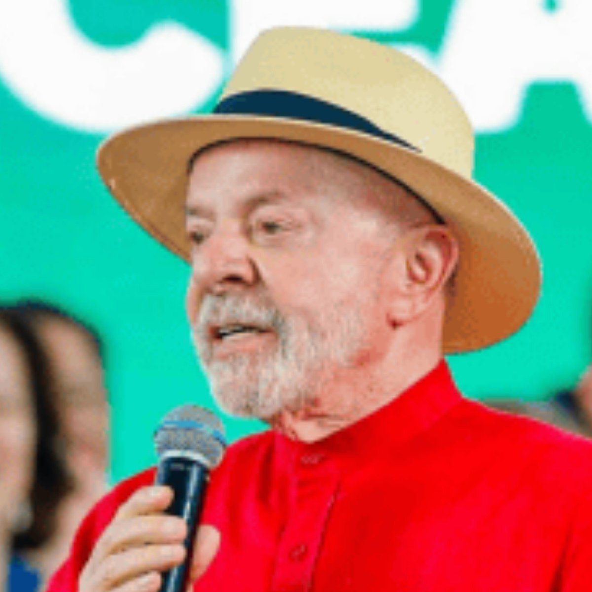 mspbra's tweet photo. 🚨🗣️ João Guilherme declarou voto em Lula e mantém críticas ao bolsonarismo: “votar no Flávio faz de você um c*zão”. https://t.co/Y5P2D2OcAb