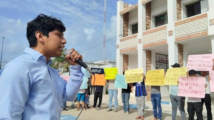 HomeroAE's tweet photo. Albergue "Felipe Carrillo Puerto" de #QuintanaRoo pide atención a sus necesidades https://t.co/eGpVnpuK8e https://t.co/MTHyXSn6Fz