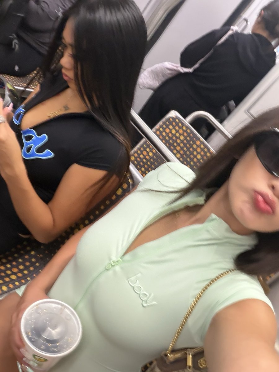pay2playprinces's tweet photo. Baddies First time taking #metrorail #la #caligirls https://t.co/gdJKZKPWHE