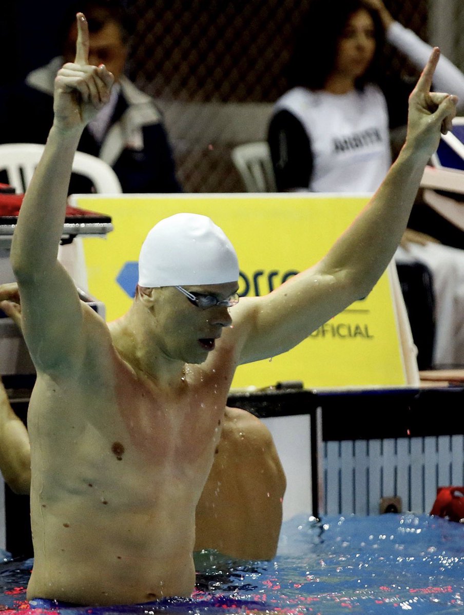 CesarCielo's tweet photo. Conselho para o meu eu mais jovem:

Sua disciplina no dia ruim vale muito mais do que sua motivação no dia bom. https://t.co/O3ox1owg0f
