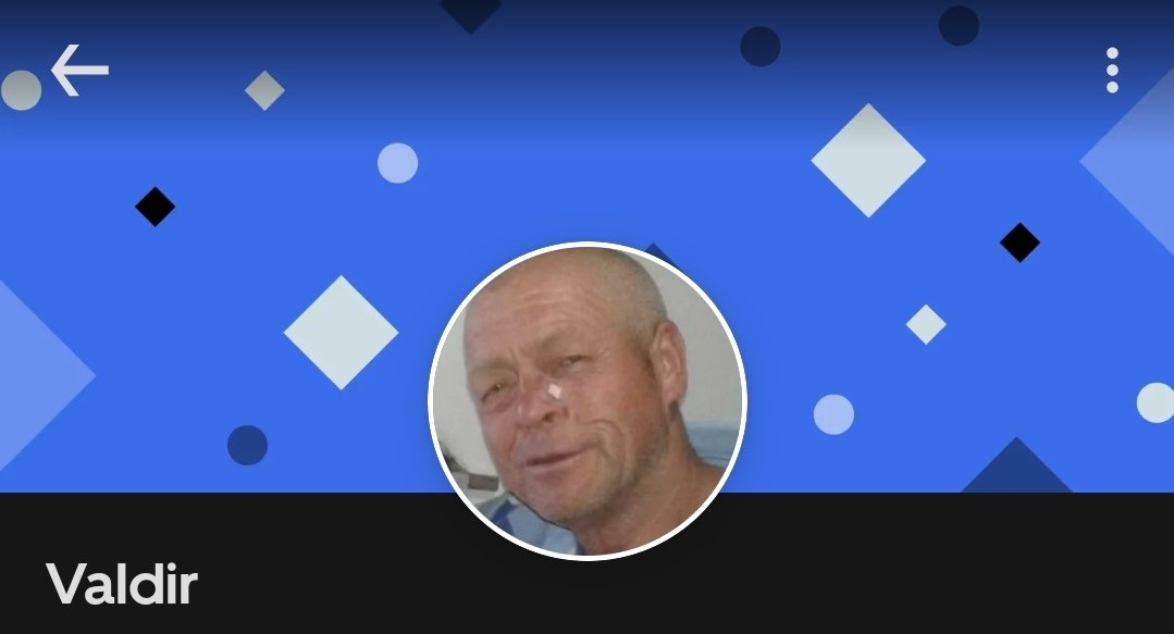 svtkz's tweet photo. @miguelprl_ Me diz se nao é uma foto de um serial killer qualquer https://t.co/qCd960JgQu