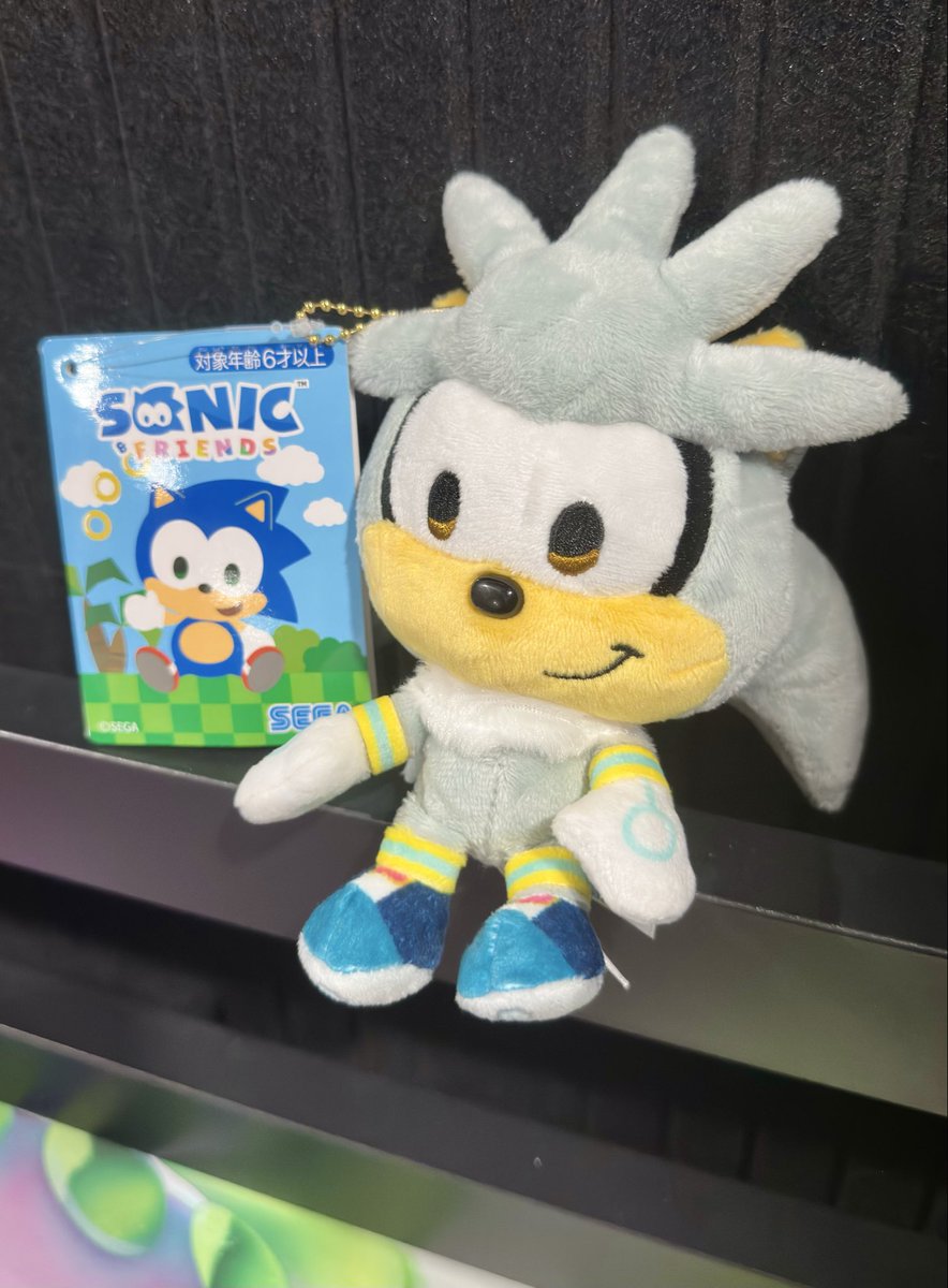 FrackDeals's tweet photo. ✨RAFFLE TIME✨

Giveaway for an official Sonic &amp; Friends Silver plush keychain! He's fresh from the Tokyo SEGA Store and looking for a new home! ☺️🤍

 TO ENTER: 
- Follow @FrackDeals
- Retweet this post

Ends October 8th, 11:59pm PT https://t.co/zq6XJDVIcq