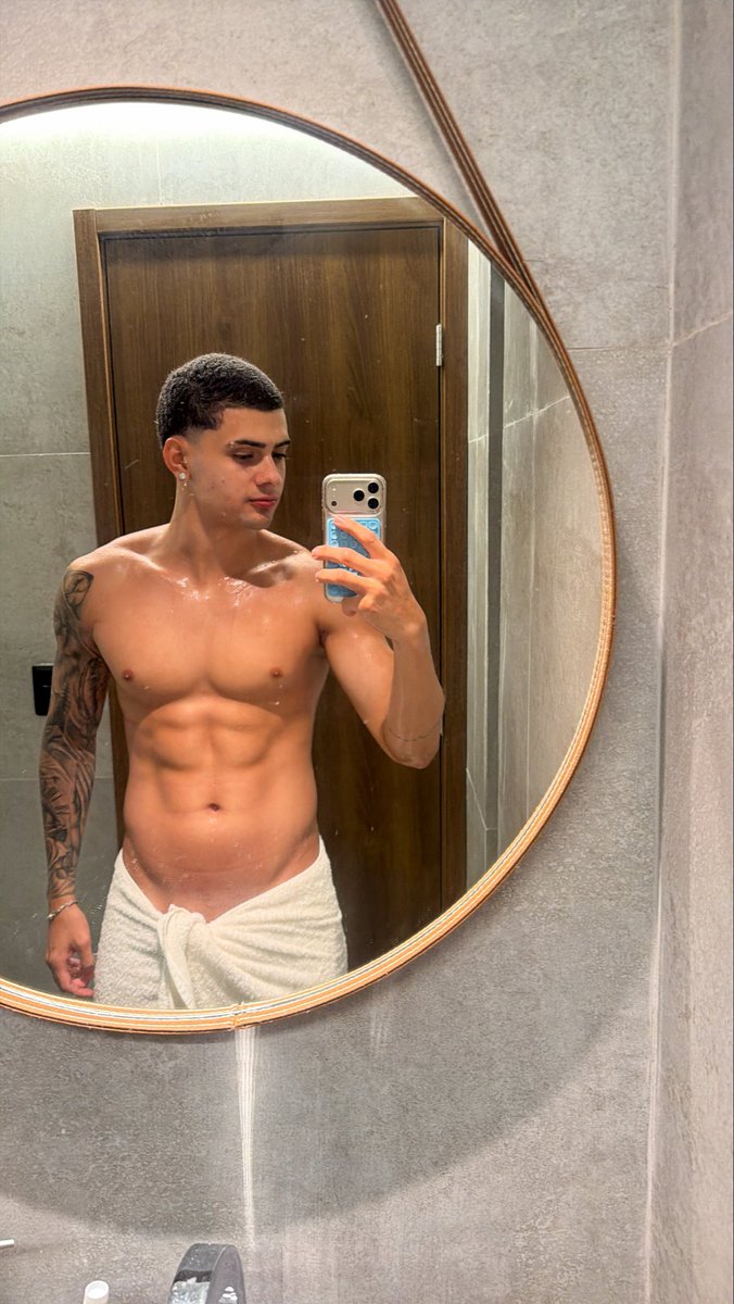 SORRIZINHO20's tweet photo. 😍😍 https://t.co/iwS05B8VST