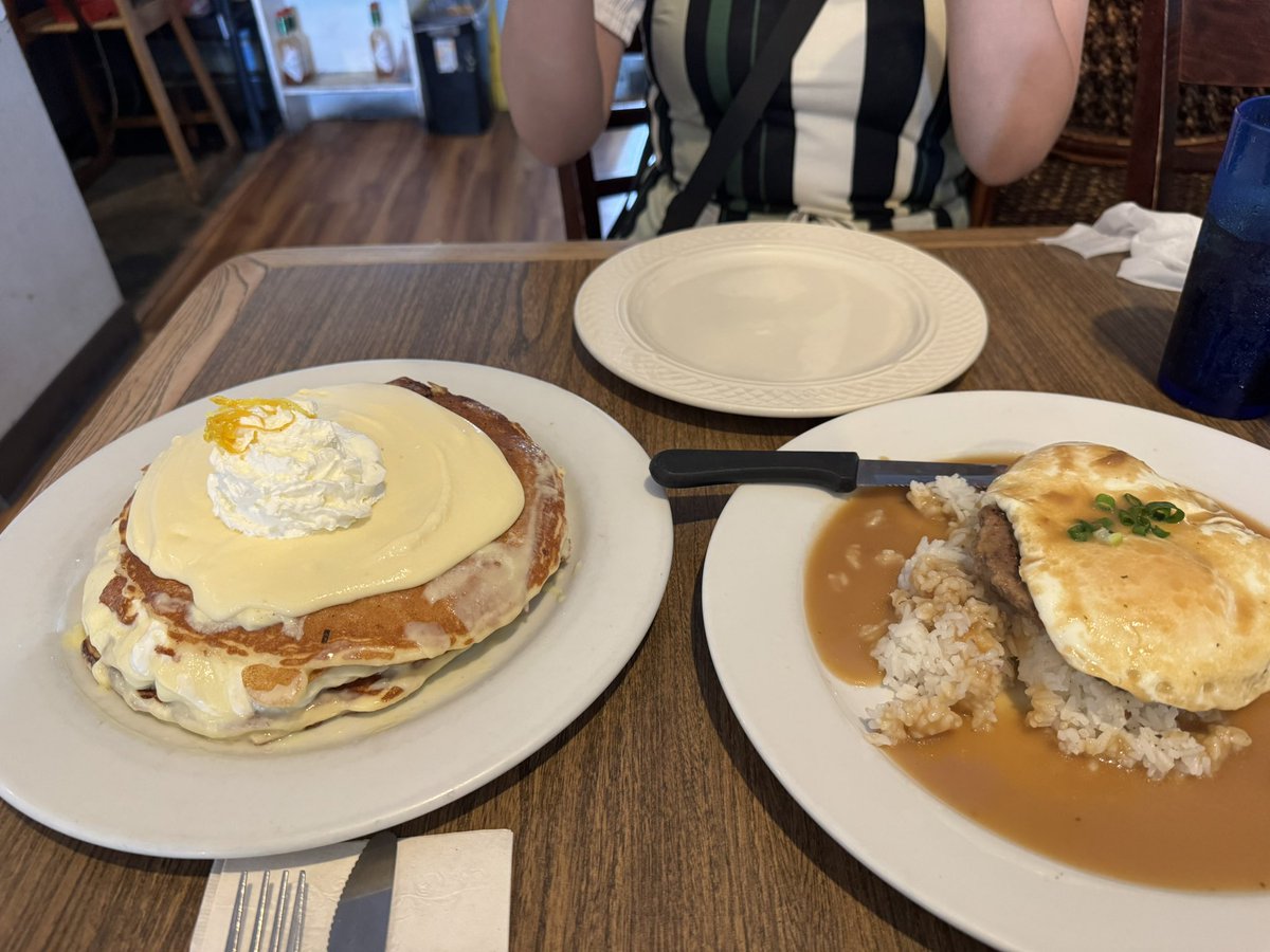 so_su_uu's tweet photo. 昨日食べたパンケーキ https://t.co/Z0Qu2DvKnW