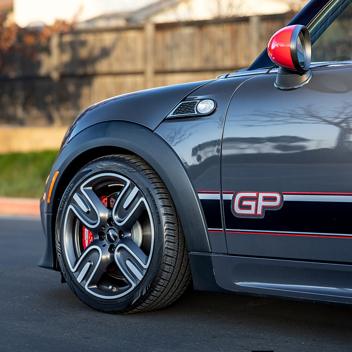 JaMtoka's tweet photo. The MINI John Cooper Works GP2: Six speeds, three pedals, and pure racing DNA. https://t.co/809fsOkvIe
