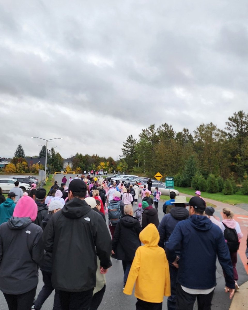 SudburyPolice's tweet photo. ๐ Team GSPS was proud to participate in yesterday's CIBC Run for the Cure, raising $1,559.50 in support of breast cancer research and support programs.
Thank you to everyone who helped make a difference! ๐ #RunForTheCure #GSPS https://t.co/fp0V47PhGg