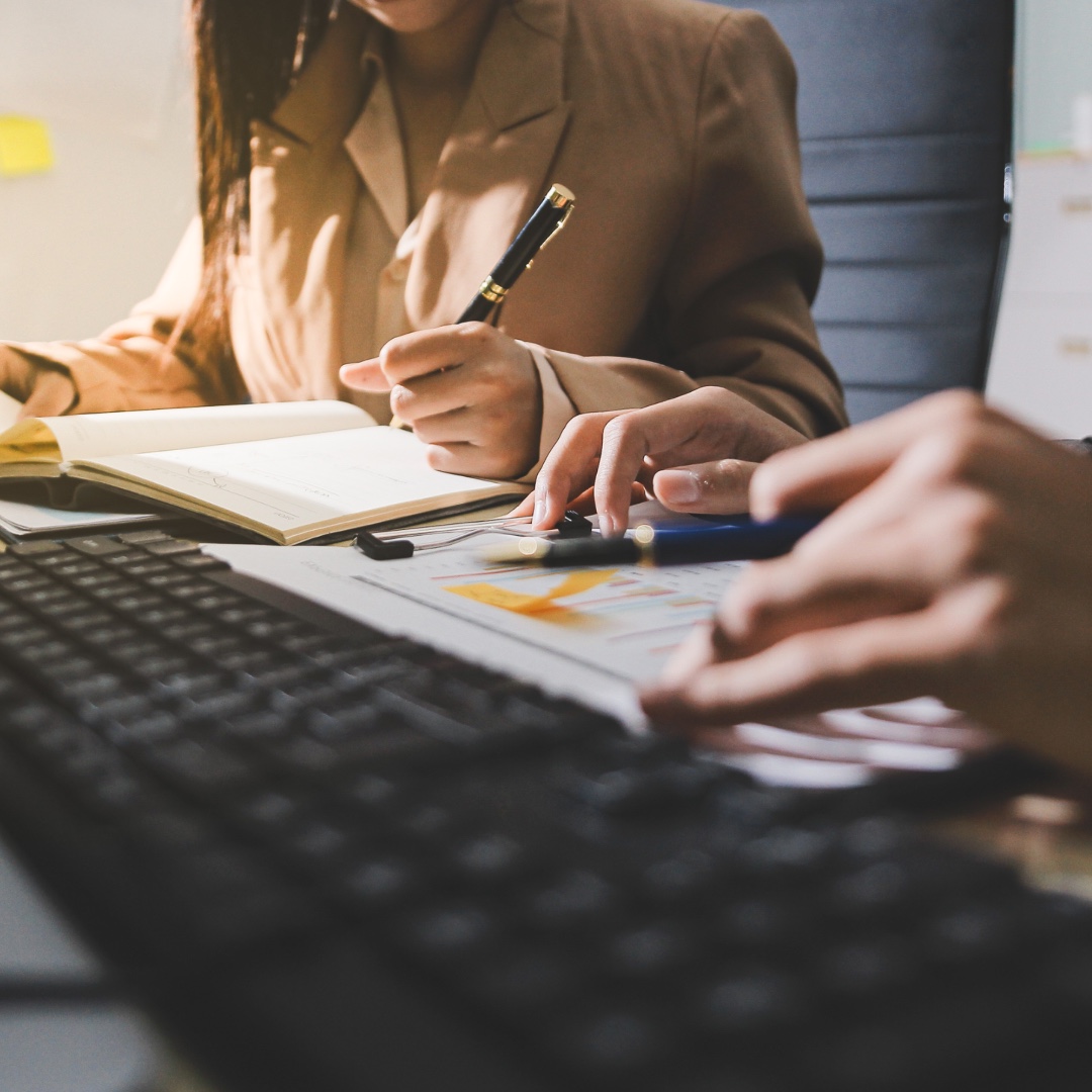 yourONESOURCE's tweet photo. Tax technology modernization begins with better data.

Join Thomson Reuters and @TEI_tax to learn how leading tax departments are addressing data challenges, improving efficiency, and building a stronger foundation for technology investments. 

Register: https://t.co/F04cpBlnoy

Earn 1.0 CPE credit.