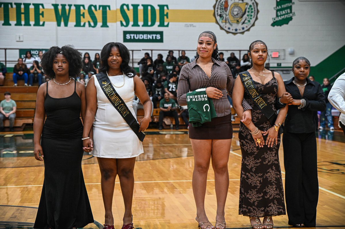 SBWashingtonHS's tweet photo. Homecoming Court Fall 2026
See the entire gallery on our Facebook page.
#everonward #pantherpride https://t.co/9BdB6XDEGx