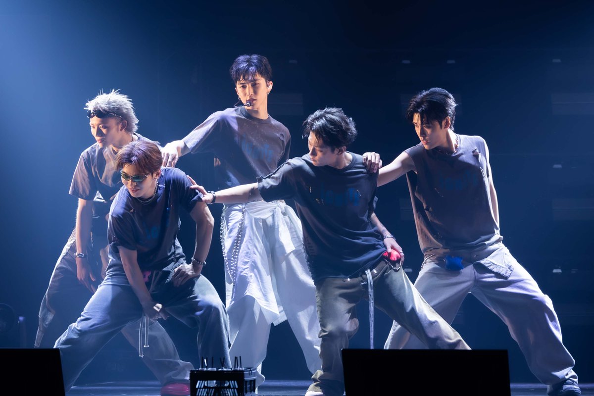 Kkorepo's tweet photo. 【XngHan&Xoul、イベントレポ🔥】

日本デビューショーケースを豊洲PITで開催！

ファンの前で「HIGH BEAM」を初披露し、クール＆スタイリッシュなステージで魅了✨
 「Light The Fire」ではさらに熱気を高め、日本のXoulと特別な時間を作り上げました。

#XngHanAndXoul #XngHan #Xoul #HIGHBEAM
🔗https://t.co/6KtGSECNBa