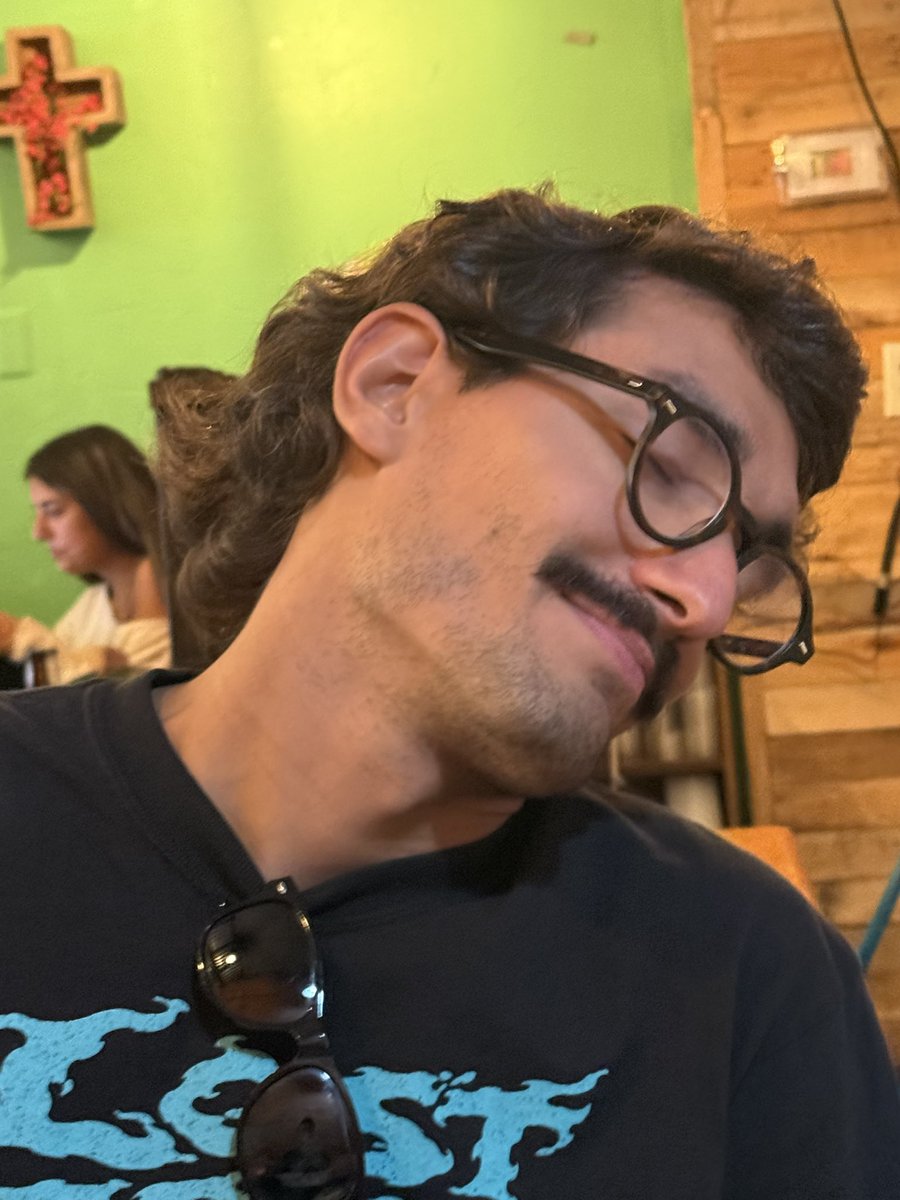 RubenNieves07's tweet photo. got lowkey drunk yesterday and had a quesadilla for the first time ever #bestdayofmylife https://t.co/dXn7PoyNgd