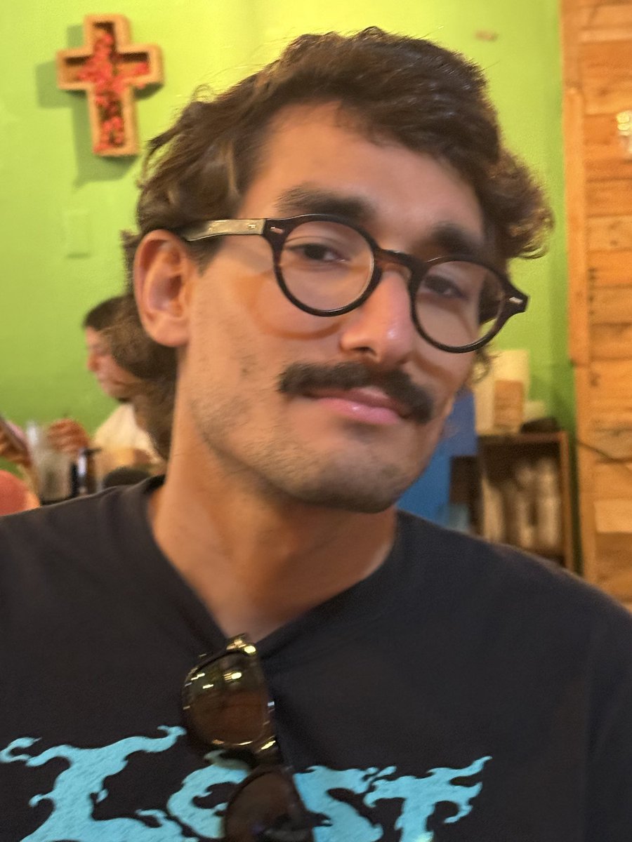 RubenNieves07's tweet photo. got lowkey drunk yesterday and had a quesadilla for the first time ever #bestdayofmylife https://t.co/dXn7PoyNgd