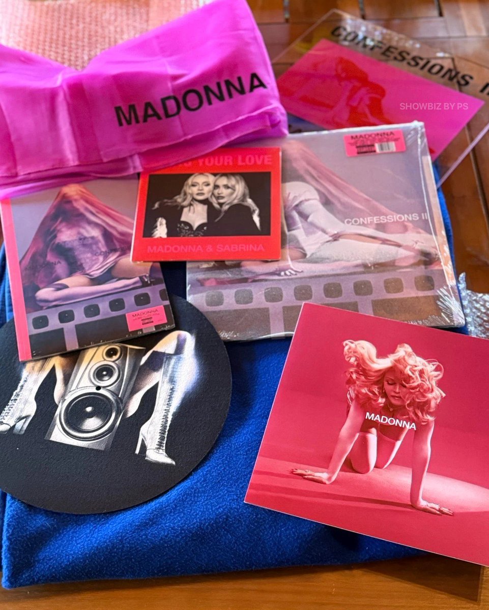scarpenteruy's tweet photo. Un vinilo de “Bring Your Love”, colaboración entre Madonna y Sabrina Carpenter, fue incluido en el paquete “For Your Consideration” enviado exclusivamente a los votantes del Grammy 👀 https://t.co/px4Zj2b74U